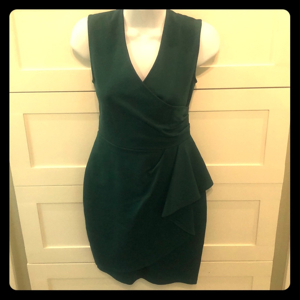 🌻Forest green wrap dress🌻